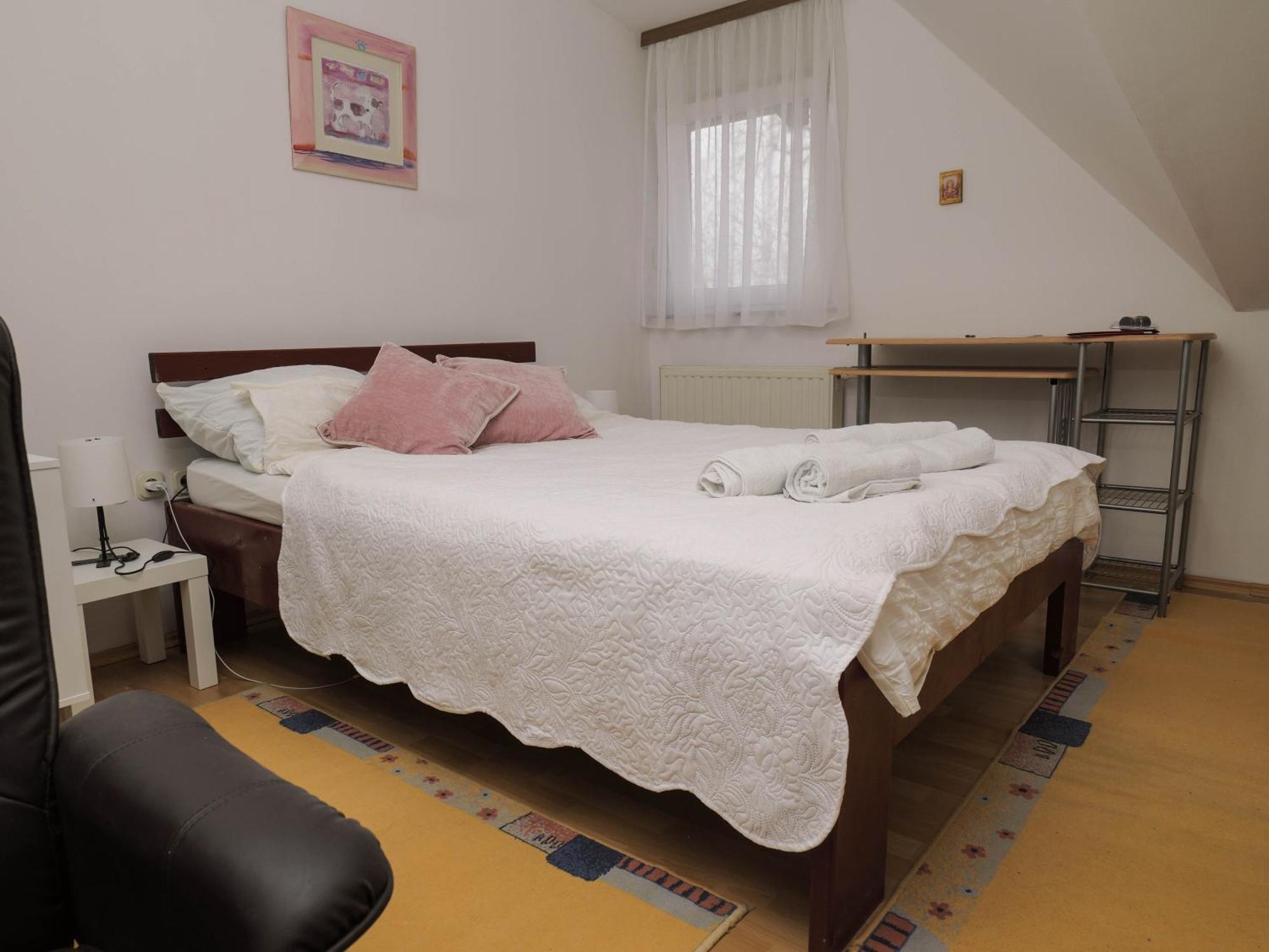 Apartment Quietude In Visnjevac